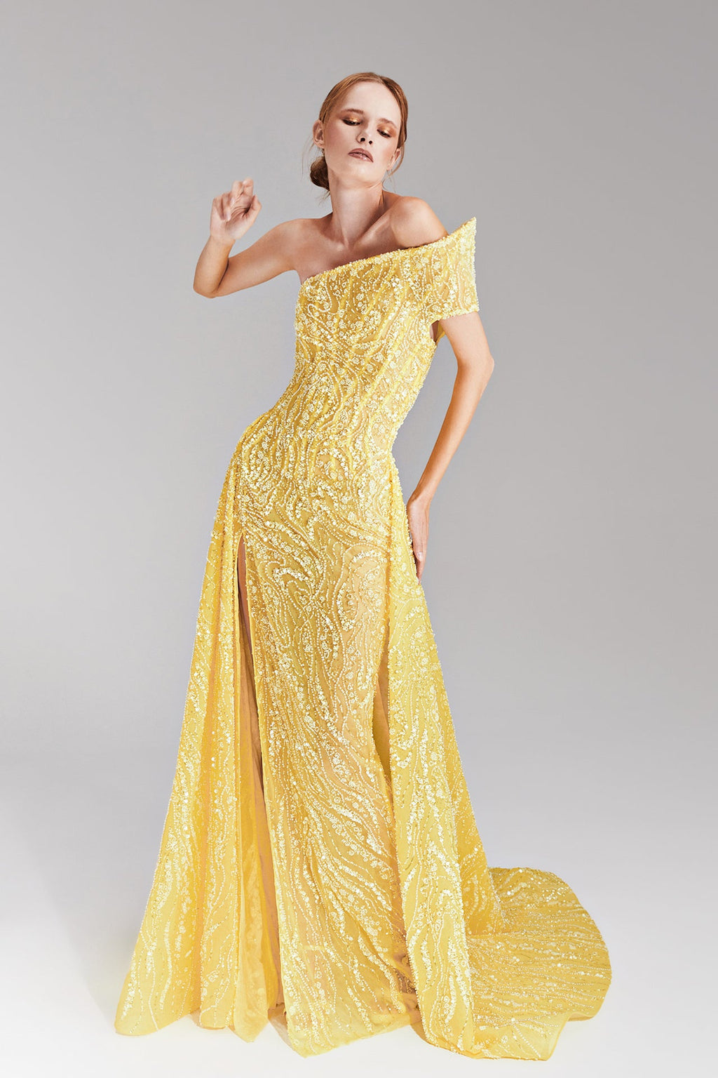 Fully embroidered dress with overskirt FR 38 / Yellow