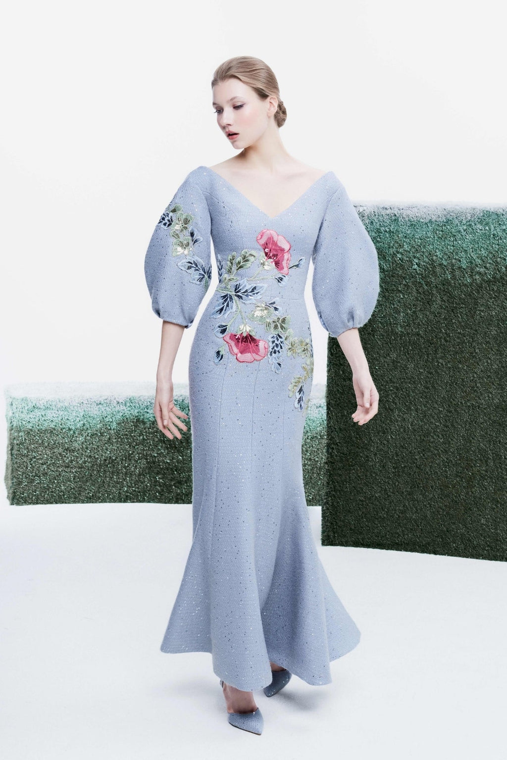 ankle length mermaid dress Ankle-length with floral embroidery Buying A Wedding Gown Tillys Here is the dress color:Brown