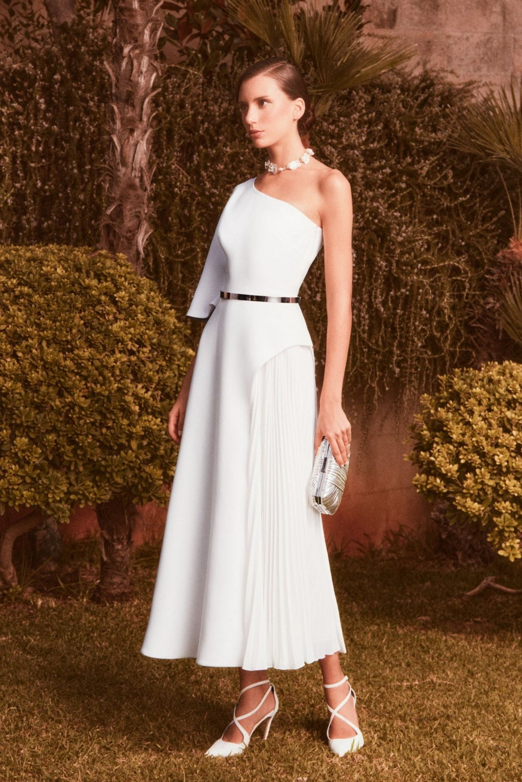 asymmetric crepe dress Asymmetrical with pleated insert (FR36 and pair with pointed