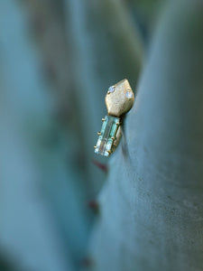 HERTROVE-NAGA TOURMALINE SINGLE EARRING