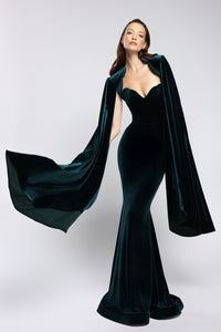 HerTrove-Long mermaid dress in velvet with train and cape