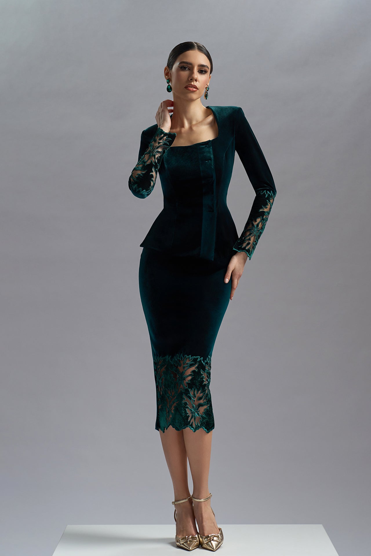 Midi Dresses – HERTROVE Midi Dresses – HERTROVE
