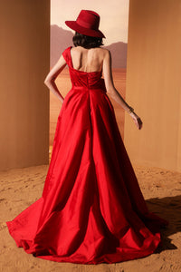HerTrove-Taffeta gown with voluminous skirt and pleats
