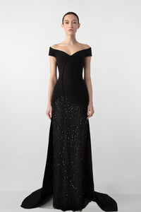 HerTrove-Off-shoulder gown with textured train detail