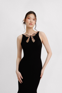 HerTrove-Beaded neckline sleeveless crepe dress