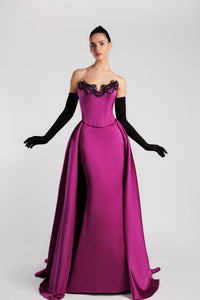 HerTrove-Strapless satin dress with gloves