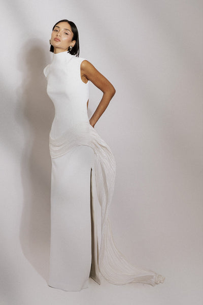 High Neck Crepe Gown Open Back White / FR 42 High Neck Crepe Gown Open Back White / FR 42