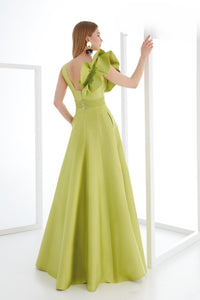 HerTrove-One-Shoulder Ruffle Crepe Gown