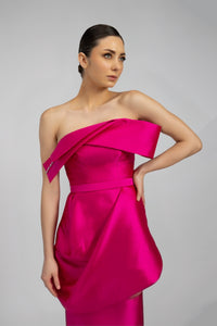 HerTrove-vintage evening dress made of taffeta.
