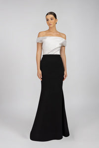 HerTrove-An evening dress made of crepe and taffeta.