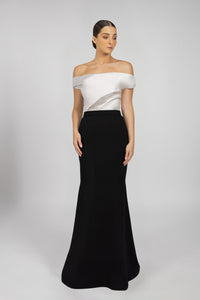 HerTrove-An evening dress made of crepe and taffeta.
