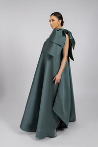 HerTrove-A long modern dress made of taffeta, with a wide and flowing silhouette.