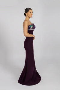 HerTrove-An evening dress made of crepe and crystals.