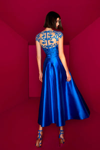 HerTrove - Mikado dress with bow belt