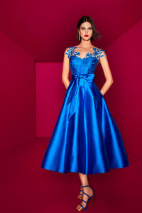 HerTrove - Mikado dress with bow belt