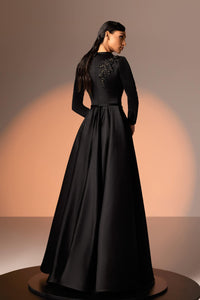 Her Trove - Long sleeves voluminous satin dress