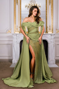 HerTrove-Silene embroidered gown with high slit