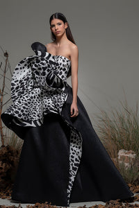 Strapless ruffled ball gown - HerTrove