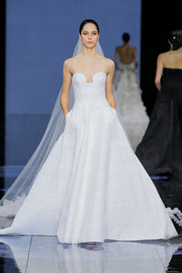 Her Trove - Sleeveless brocade gown