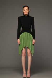 Short crepe dress with green chainmill - HerTrove