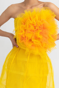 Flower draped tulle corset, paired with a cage design mini skirt. - HerTrove