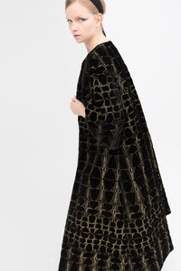 Golden thread velvet coat - HerTrove